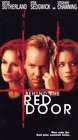 红门背后Behind the Red Door
